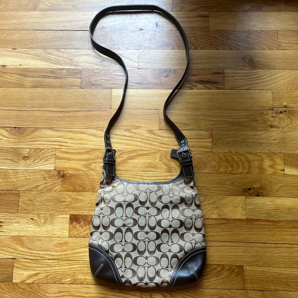Coach Hampton Signature Hippie Crossbody F11193 - Picture 1 of 9